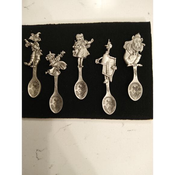 Rare (Halloween)"Wicked" Wizard of Oz vintage 5pc Collector Set Spoons Pewter - Picture 2 of 4